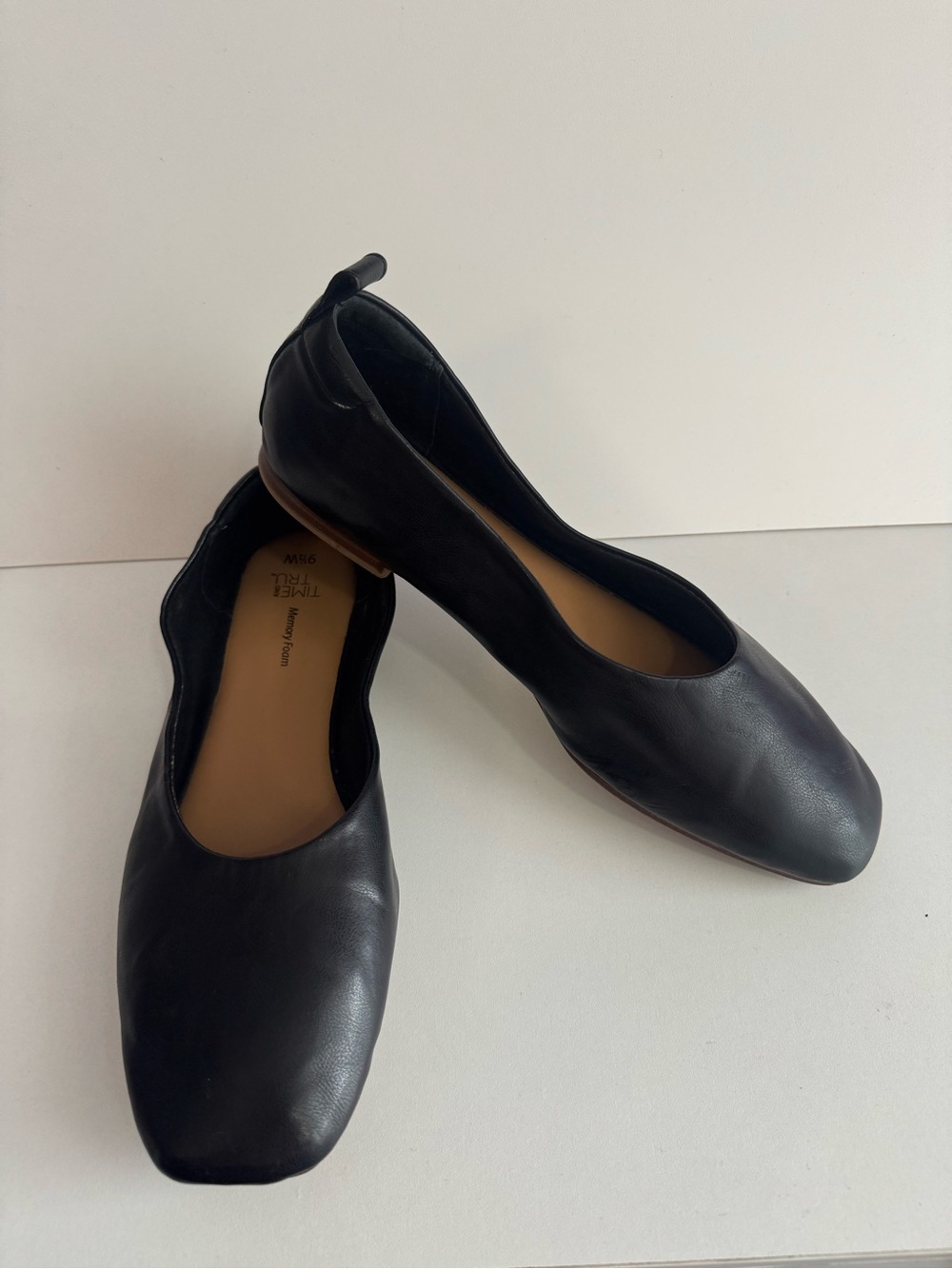 Time and Tru Black Rounded Square Toe Slip-On Flats